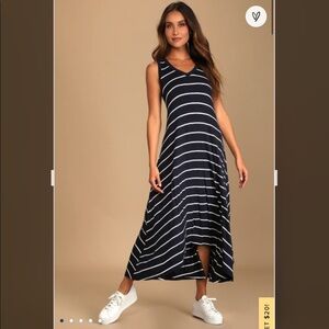 NWT Lulu’s All Good Days Navy Blue Striped V-Neck Sleeveless Maxi Dress XS